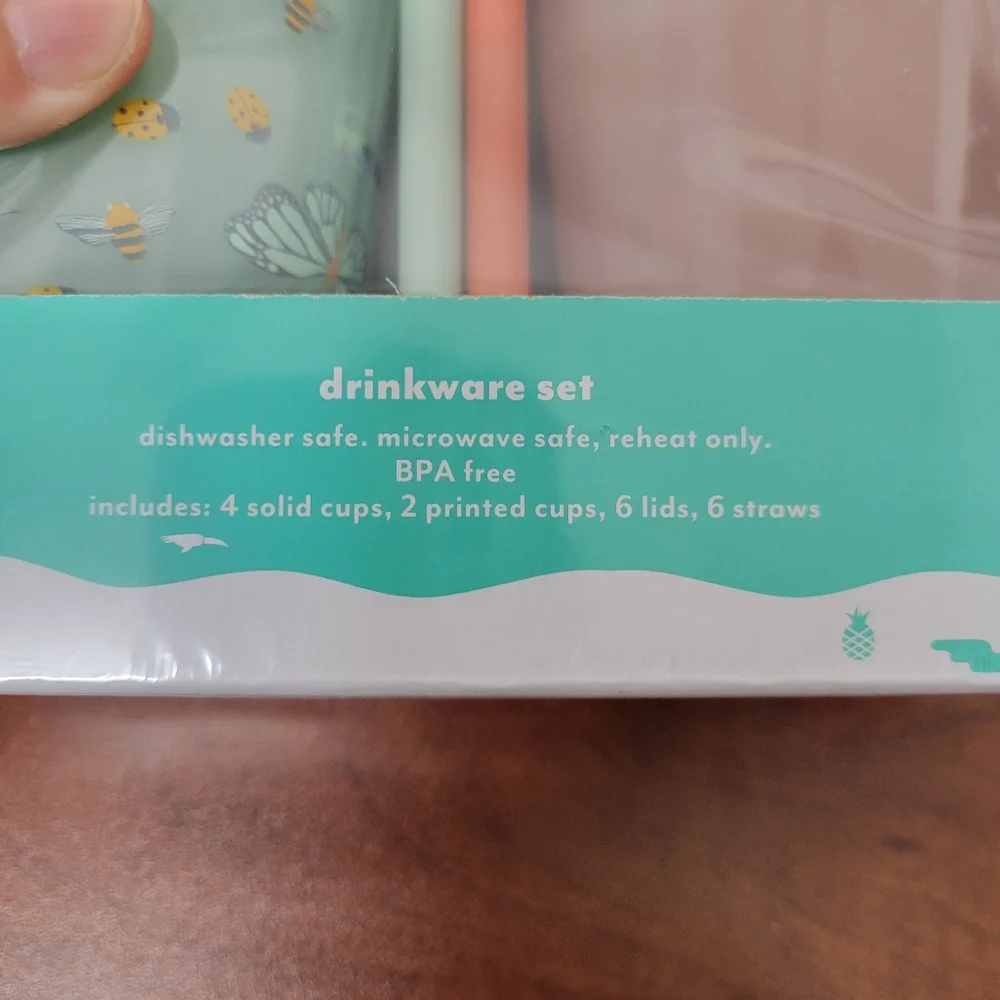 Pillowfort Orange and Green 18 Piece Drinkware Set NWT
